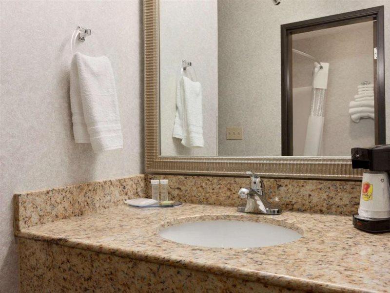 Riverdale Inn West Springfield Ngoại thất bức ảnh